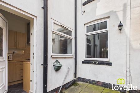 2 bedroom Terraced House for sale in Mayfield Street, Kingston upon Hull, HU3