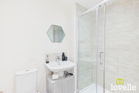 3 bedroom Semi-detached house for sale in Hazelwood Drive, Hessle, East Riding of Yorkshire, HU13
