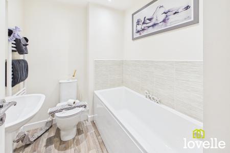 3 bedroom Semi-detached house for sale in Hazelwood Drive, Hessle, East Riding of Yorkshire, HU13
