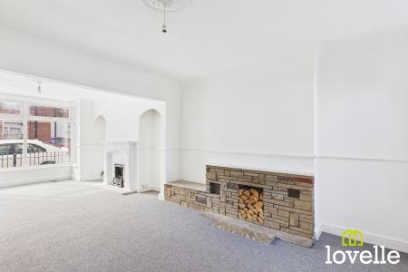 2 bedroom Terraced House to let in Estcourt Street, Hull, HU9