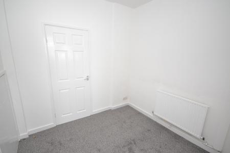 2 bedroom Terraced House to let in Buckingham Street, Hull, HU8