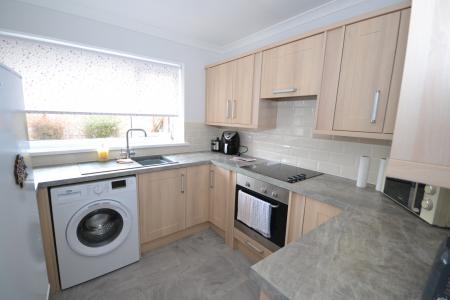 2 bedroom Bungalow for sale in Broad Oak, Hull, HU11