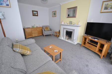 2 bedroom Bungalow for sale in Broad Oak, Hull, HU11