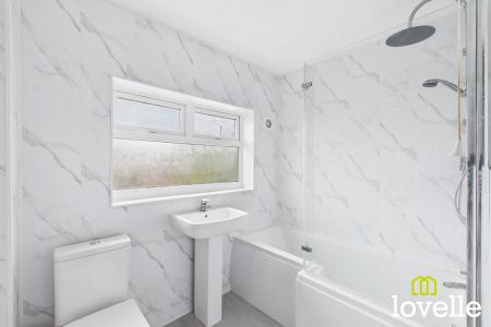 3 bedroom Terraced House to let in Benedict Road, Kingston upon Hull, HU4