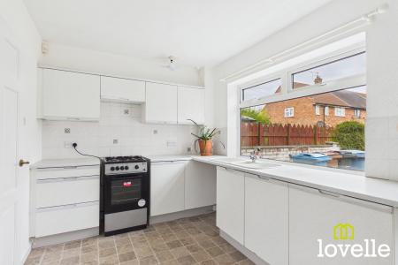 3 bedroom Terraced House to let in Benedict Road, Kingston upon Hull, HU4