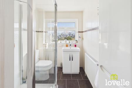 3 bedroom Semi-detached house for sale in Woodleigh Drive, Hull, HU7