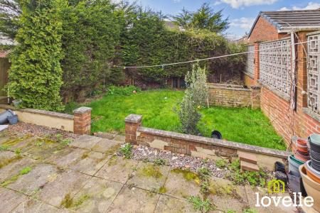 2 bedroom Semi-detached house to let in Charlstown Way, Victoria Dock, Hull, HU9