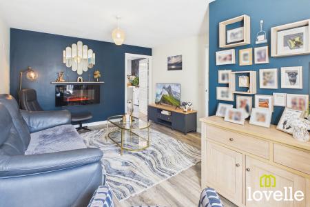 3 bedroom Semi-detached house for sale in Boundary Way, Kingston upon Hull, HU4