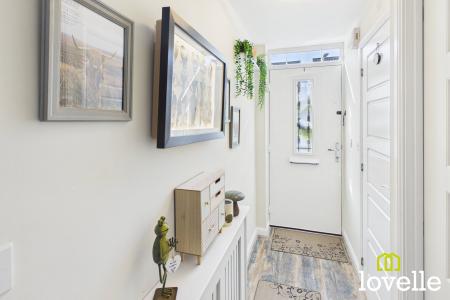 3 bedroom Semi-detached house for sale in Boundary Way, Kingston upon Hull, HU4