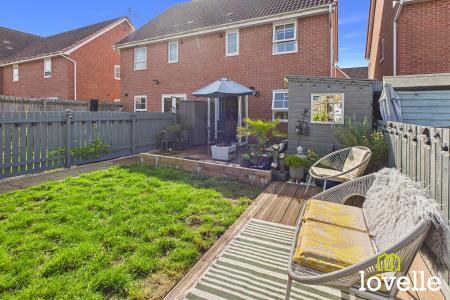 3 bedroom Semi-detached house for sale in Boundary Way, Kingston upon Hull, HU4