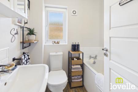 3 bedroom Semi-detached house for sale in Boundary Way, Kingston upon Hull, HU4