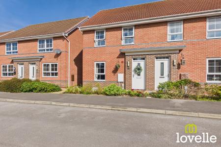 3 bedroom Semi-detached house for sale in Boundary Way, Kingston upon Hull, HU4