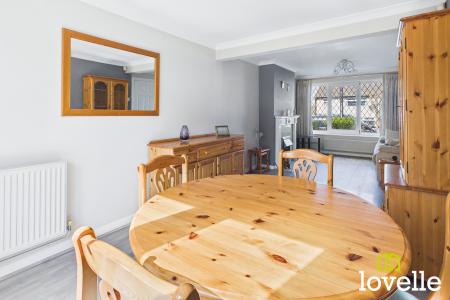 3 bedroom Semi-detached house for sale in Kerry Drive, Kirk Ella, East Riding of Yorkshire, HU10