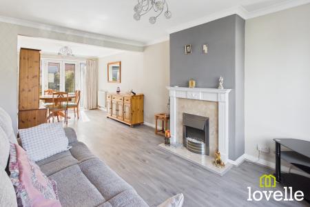 3 bedroom Semi-detached house for sale in Kerry Drive, Kirk Ella, East Riding of Yorkshire, HU10