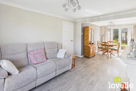 3 bedroom Semi-detached house for sale in Kerry Drive, Kirk Ella, East Riding of Yorkshire, HU10