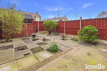 3 bedroom Terraced House for sale in Marsdale, Sutton Park, Kingston upon Hull, HU7