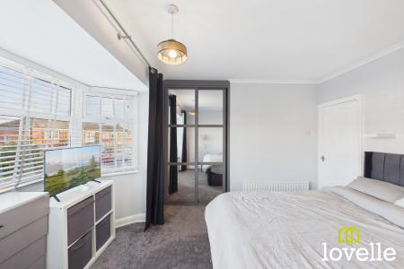 2 bedroom Terraced House for sale in Lamorna Avenue, Kingston upon Hull, HU8