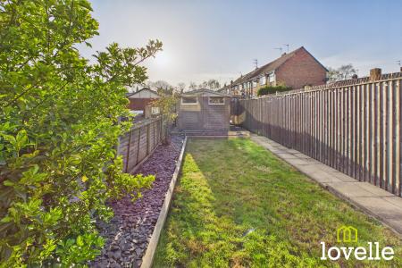2 bedroom Terraced House for sale in Lamorna Avenue, Hull, HU8
