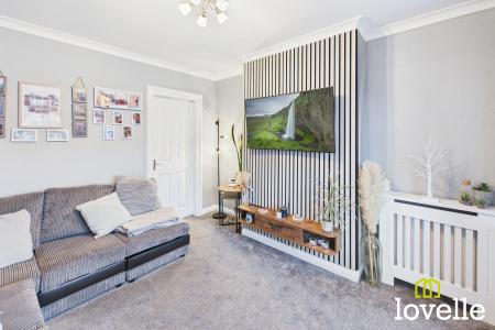 2 bedroom Terraced House for sale in Lamorna Avenue, Kingston upon Hull, HU8
