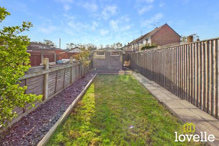 2 bedroom Terraced House for sale in Lamorna Avenue, Hull, HU8