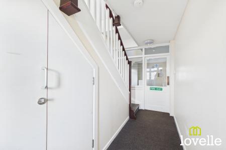 1 bedroom Flat to let in Plimsoll Way, Victoria Dock, Hull, HU9