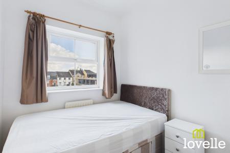 1 bedroom Flat to let in Plimsoll Way, Victoria Dock, Hull, HU9