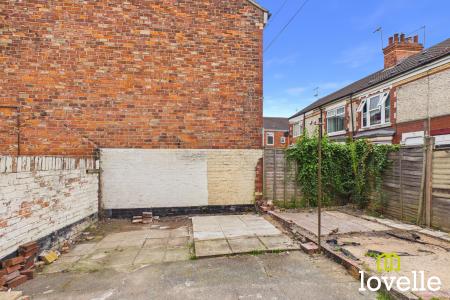 2 bedroom End of terrace house for sale in Goddard Avenue, Kingston upon Hull, HU5