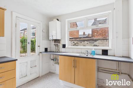 2 bedroom End of terrace house for sale in Goddard Avenue, Kingston upon Hull, HU5
