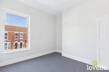 4 bedroom Terraced House to let in Melrose Street, Hull, HU3