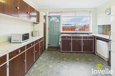 3 bedroom Semi-detached house for sale in Marydene Drive, Hull, HU6