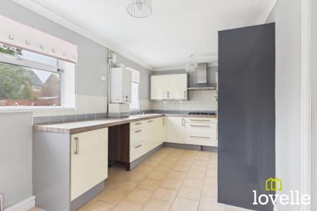 2 bedroom Terraced House to let in Tonbridge Grove, Kingston upon Hull, HU9