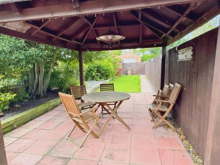 3 bedroom Terraced House for sale in Park Row, Hessle, East Riding of Yorkshire, HU13