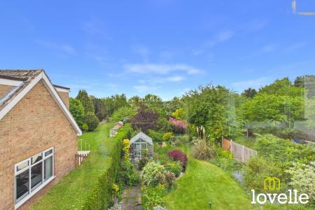 3 bedroom Detached house for sale in Ferriby High Road, North Ferriby, East Riding of Yorkshire, HU14