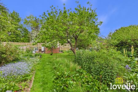 3 bedroom Detached house for sale in Ferriby High Road, North Ferriby, East Riding of Yorkshire, HU14