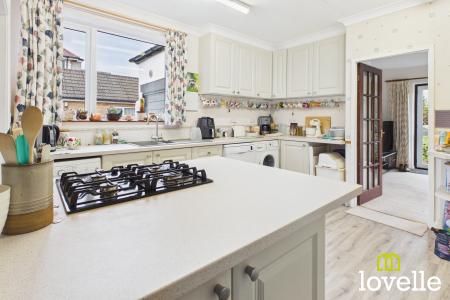 3 bedroom Detached house for sale in Ferriby High Road, North Ferriby, East Riding of Yorkshire, HU14