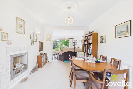 3 bedroom Detached house for sale in Ferriby High Road, North Ferriby, East Riding of Yorkshire, HU14