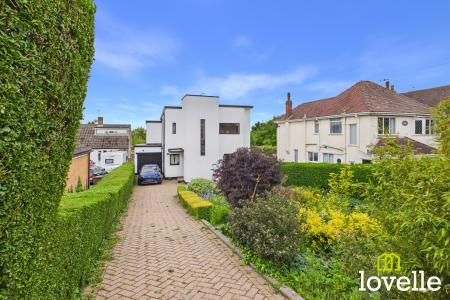 3 bedroom Detached house for sale in Ferriby High Road, North Ferriby, East Riding of Yorkshire, HU14
