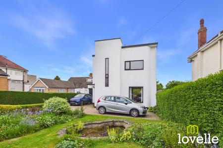 3 bedroom Detached house for sale in Ferriby High Road, North Ferriby, East Riding of Yorkshire, HU14