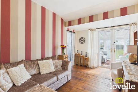 2 bedroom Detached bungalow for sale in Smook Hills Road, Hollym, East Riding of Yorkshire, HU19