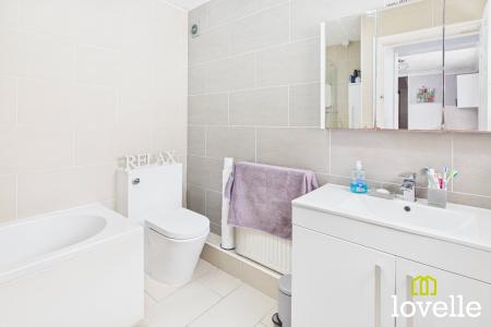 3 bedroom Terraced House for sale in Westcott Street, Kingston upon Hull, HU8