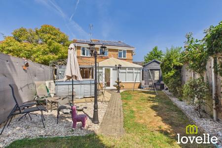 3 bedroom Detached house for sale in Sorrel Drive, Kingston upon Hull, HU5
