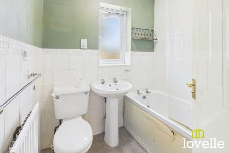 2 bedroom Semi-detached house for sale in Cawthorne Drive, Kingston upon Hull, HU4