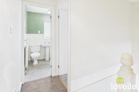 2 bedroom Semi-detached house for sale in Cawthorne Drive, Kingston upon Hull, HU4