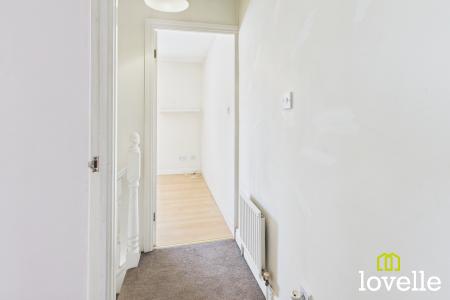 2 bedroom Semi-detached house for sale in Cawthorne Drive, Kingston upon Hull, HU4