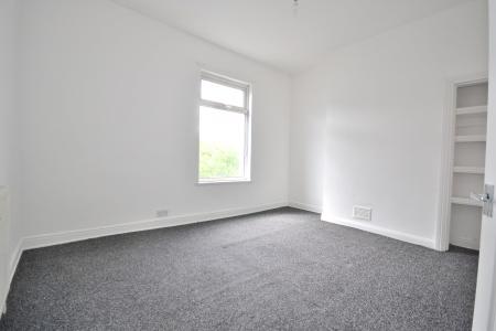 2 bedroom Terraced House to let in Carlisle Avenue, Hull, HU3
