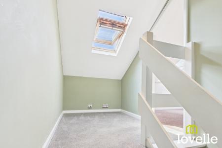 3 bedroom Semi-detached house for sale in Calderdale, Kingston upon Hull, HU7