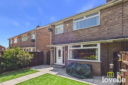 3 bedroom Semi-detached house for sale in Calderdale, Kingston upon Hull, HU7