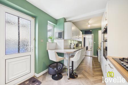 3 bedroom Semi-detached house for sale in Anlaby Park Road South, Kingston upon Hull, HU4
