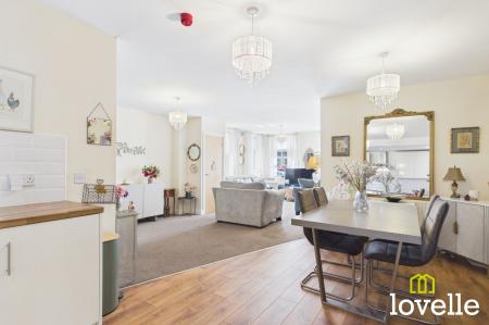 2 bedroom Flat for sale in Chanterlands Avenue, Hull, HU5