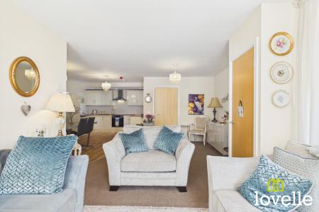 2 bedroom Flat for sale in Chanterlands Avenue, Hull, HU5